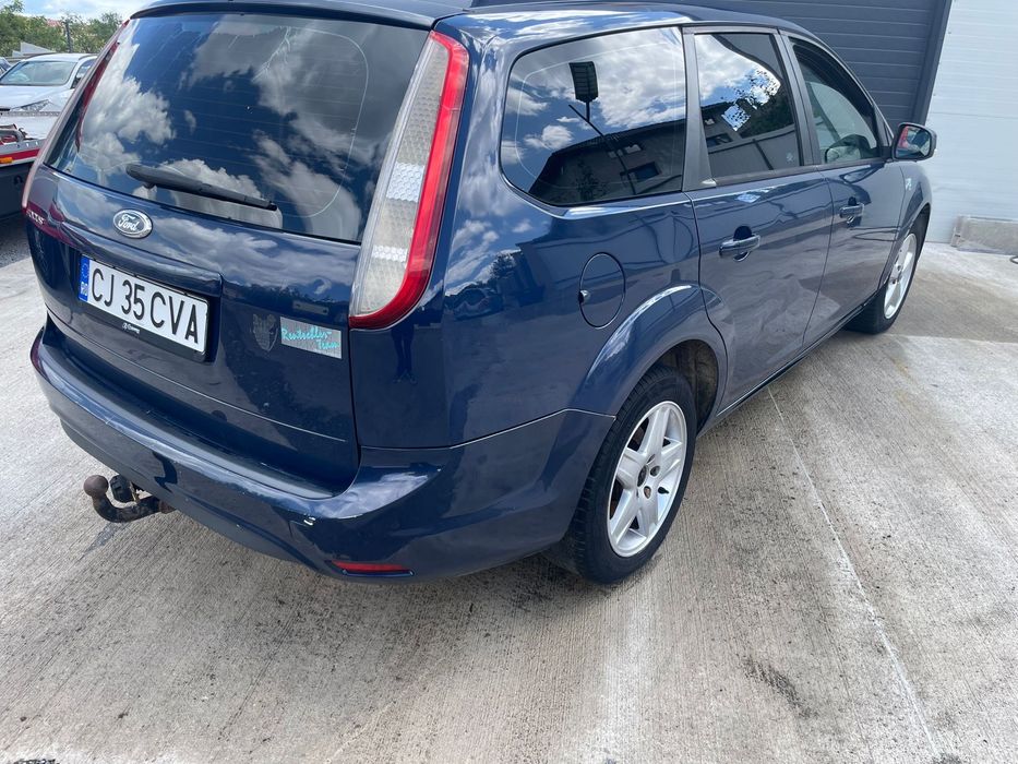 FORD Focus 2010 — imagine 4