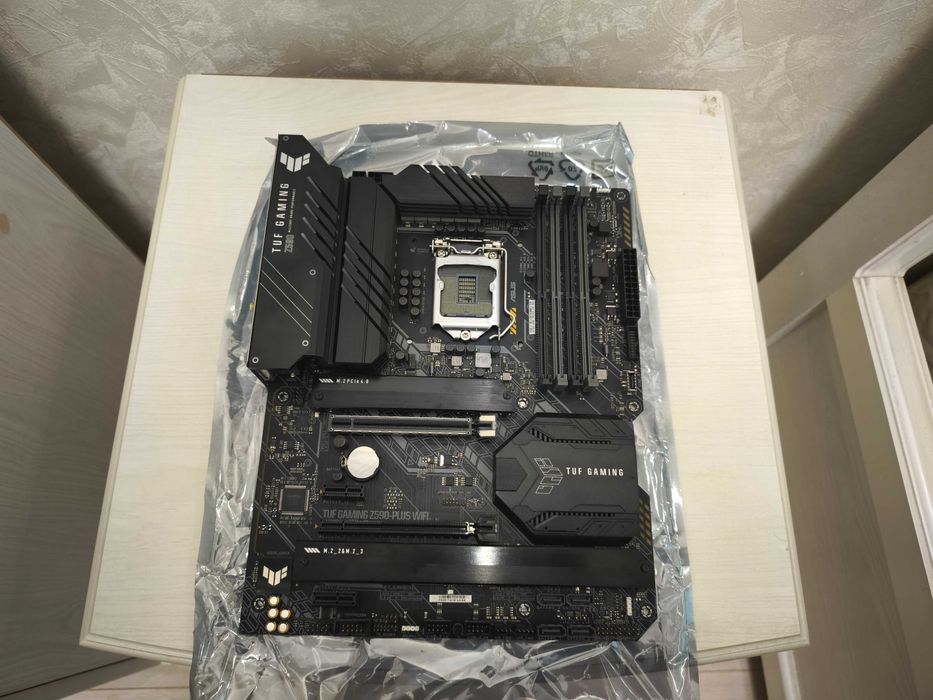 ASUS Tuf Gaming Z590-PLUS WIFI holati zo'r