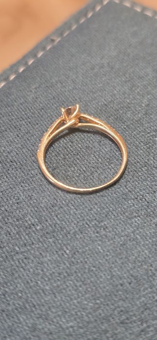 Кольцо с бриллиантами