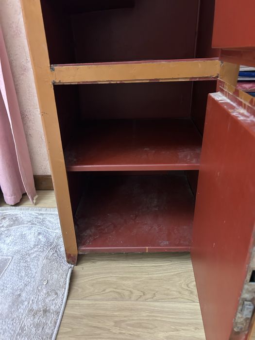 Сейф металлический