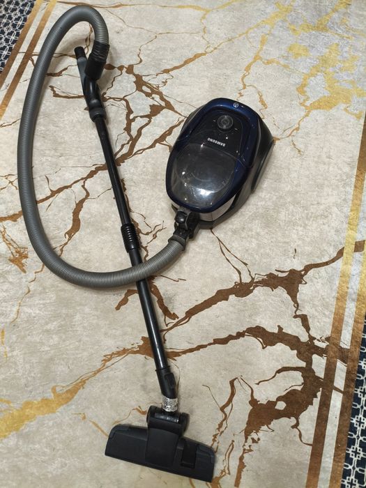 Пылесос Самсунг в хорошем состоянии
