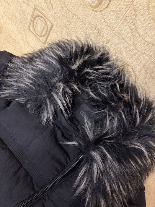 Geacă Guess originală