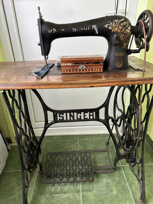 Mașină de cusut Singer – Funcțională, stare excelentă, 800 lei neg