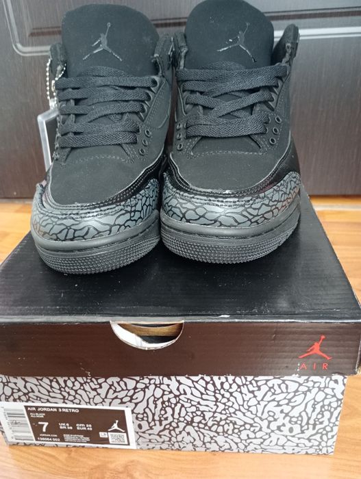 Jordan 3 Black Cat