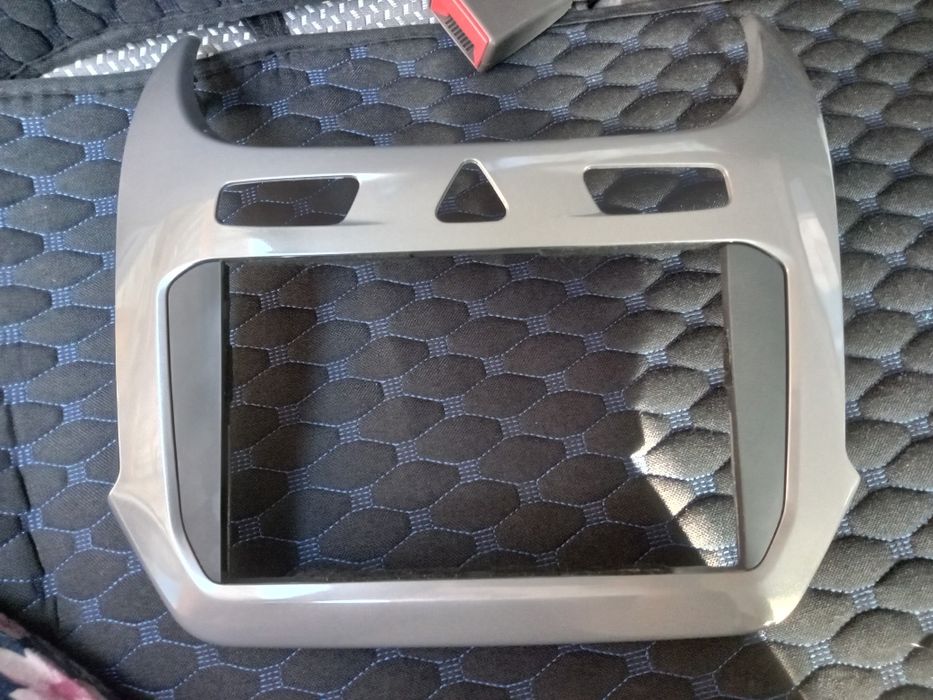 Продам магнитолу