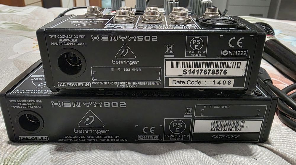 Mixere audio analogice Behringer Xenix 502 si 802 + microfon Sony