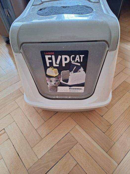 Котешка тоалетна