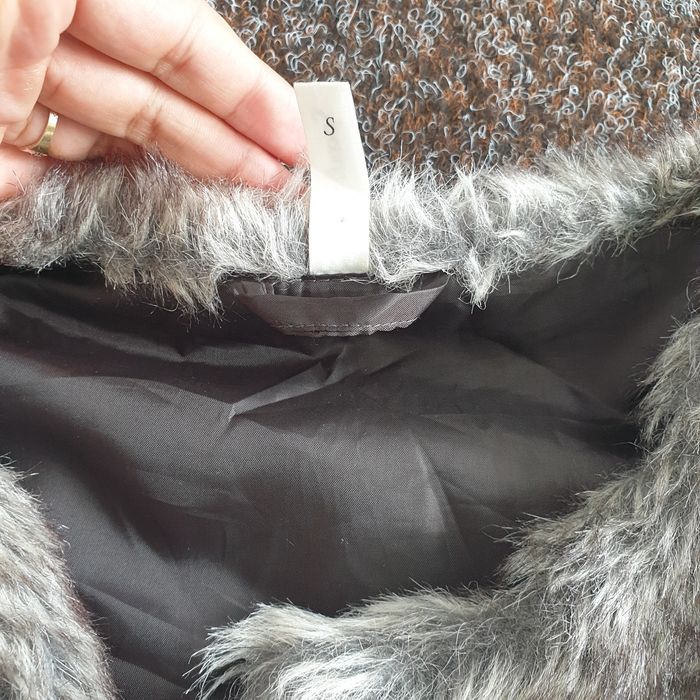 Vesta pentru dama, din blana