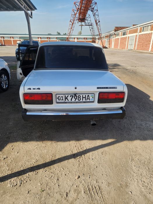 Срочно! Jiguli Жигули 2107 бензин в хорошем состоянии