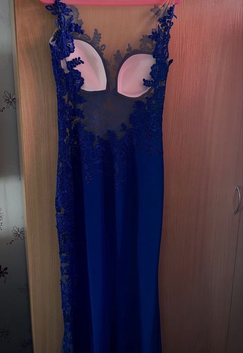 Бална рокля.