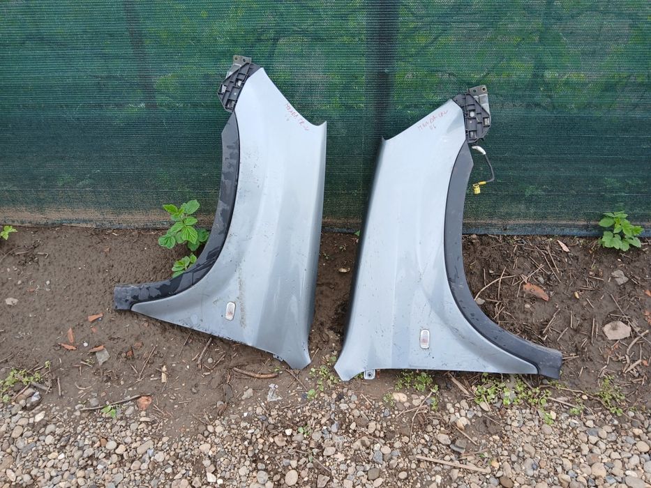 Bara Spoiler Fata Capota Aripi Honda CR-V din 2007