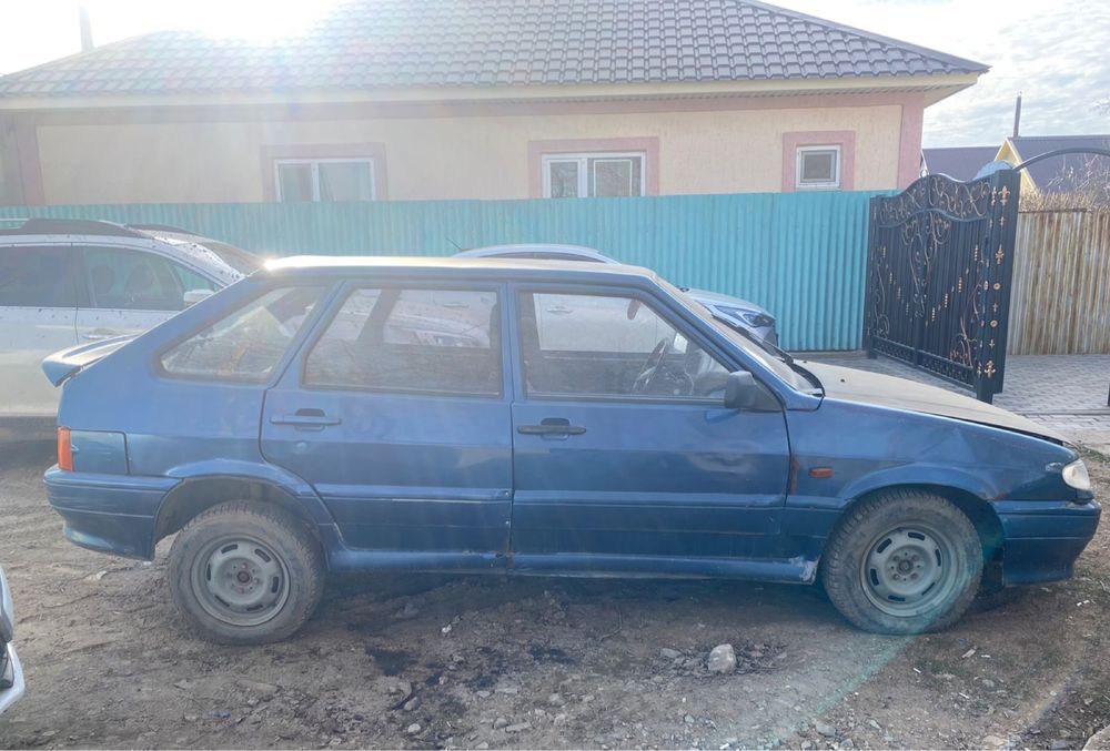 Разбираю ваз 2114