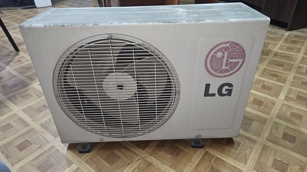 Кондиционер LG G12LH на 30м2