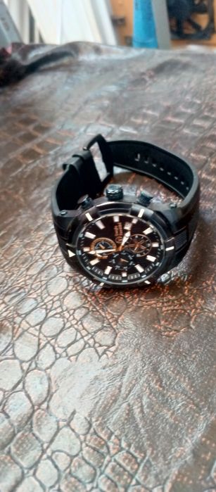 Продам часы Кварцевые Sergio Tacchini