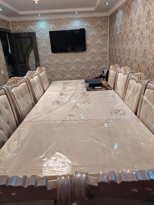 Стол и стул продаю