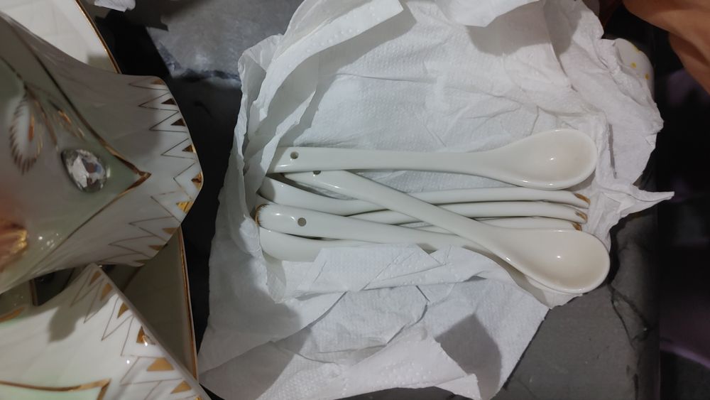 Srochna serviz nabor sotiladi