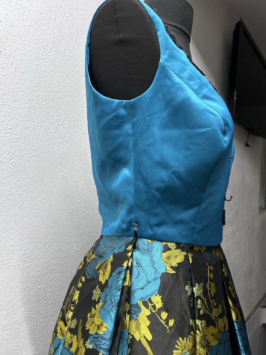 Rochie eleganta fabricata in Romania