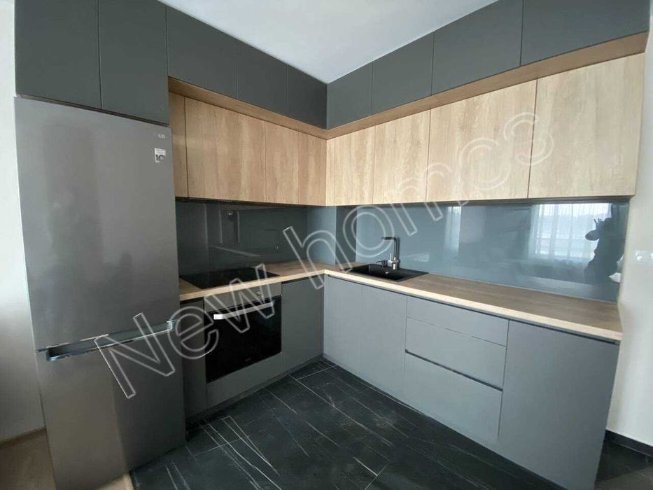 Продава се Двустаен апартамент в Пловдив, Остромила - 65 кв.м за 1570 €/кв.м - Снимка #2