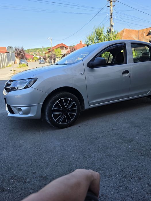 Dacia Logan 2 benzina.