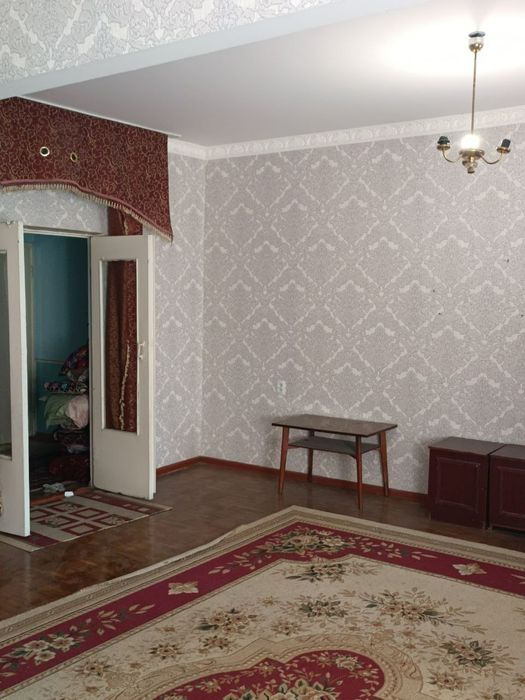 Продам 4х комнатную квартиру