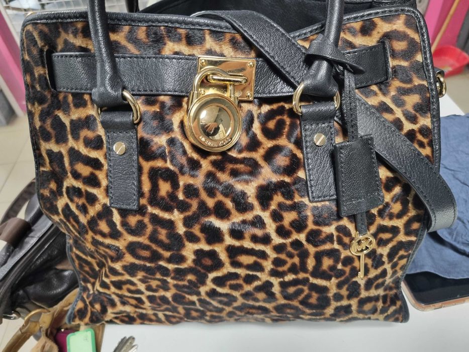 Чанта Michael Kors Rare Hamilton Traveler Leopard Calf Hair Satchel