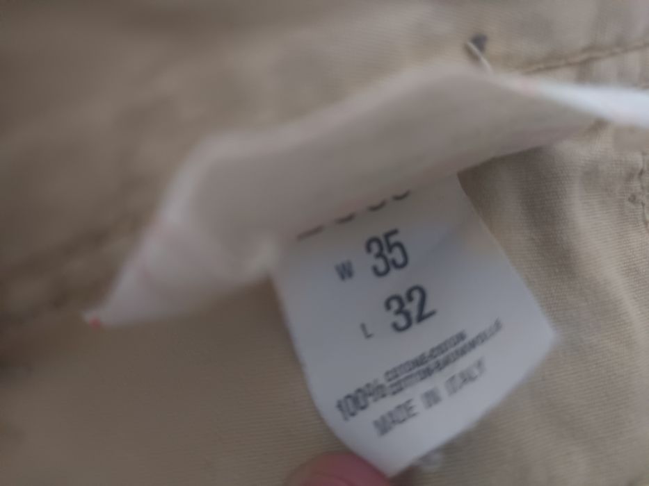 Blugi Hugo boss mărimea L-Xl