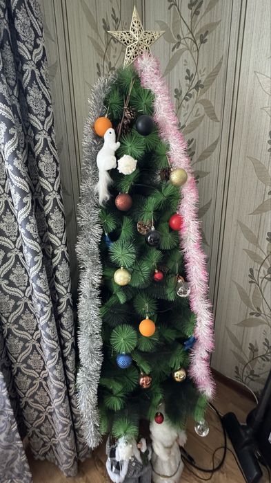 Продам исскуственную елку