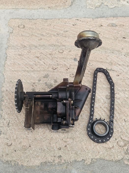 Масляный насос рено