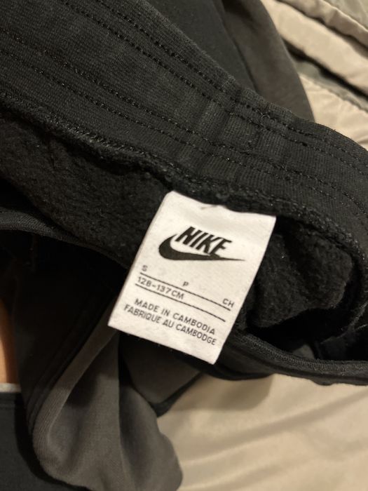 Aнцунг Nike tech fleece