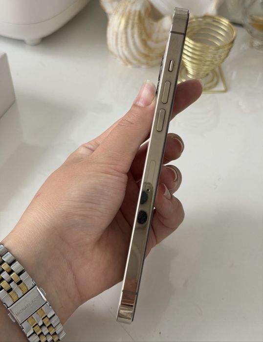 Продам iPhone 12 pro max