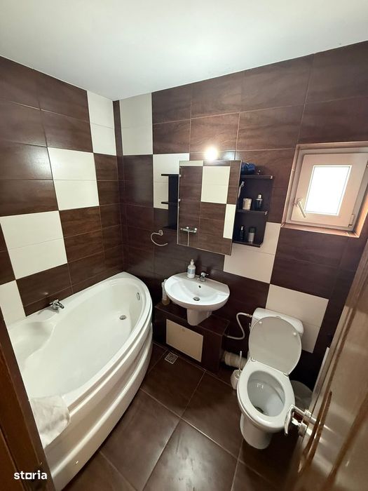 Garsoniera 40mu cu balcon Bistrita Lac