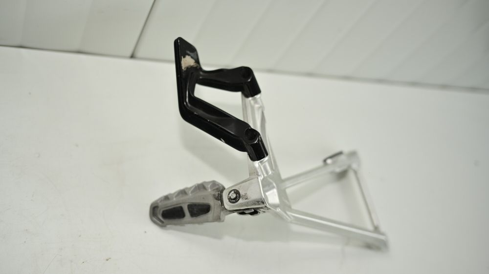 Ducati Multistrada 1200 2010 2014 Suport cu scarita stanga spate