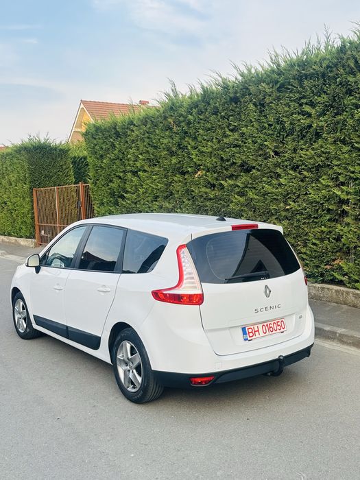 Renault grand scenic 1.6 2013 7 locuri