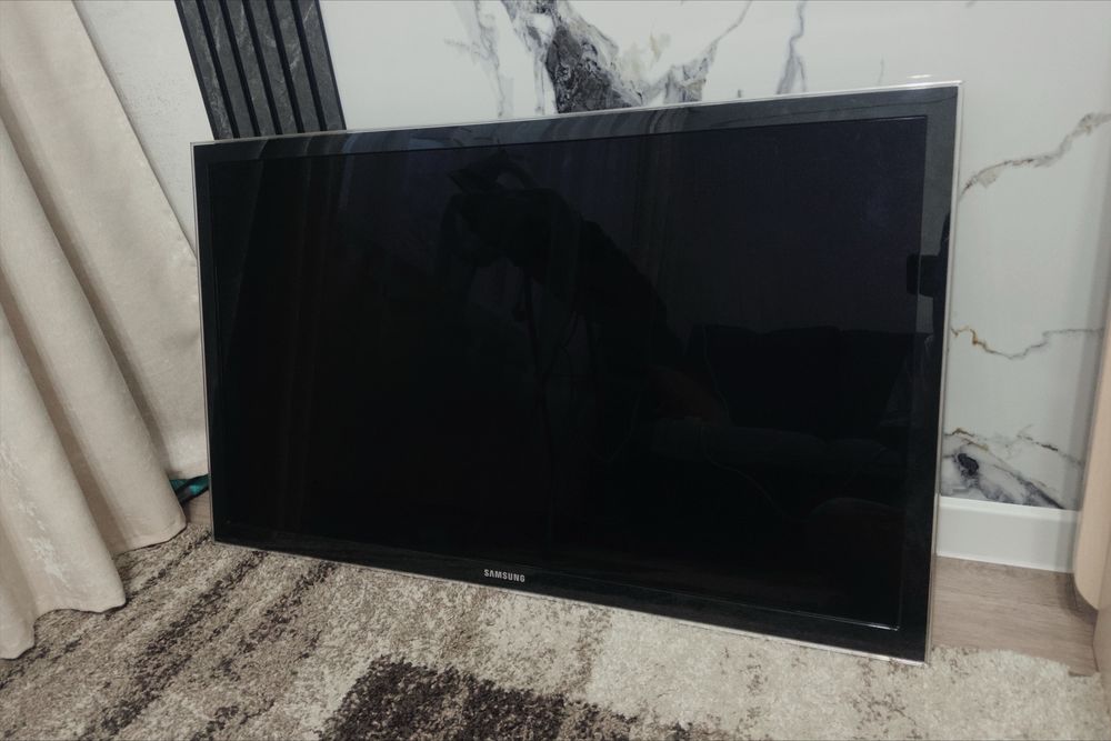 Телевизор Samsung. ТОРГ