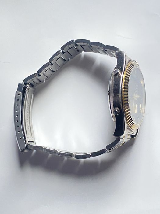 Sharp мъжки часовник