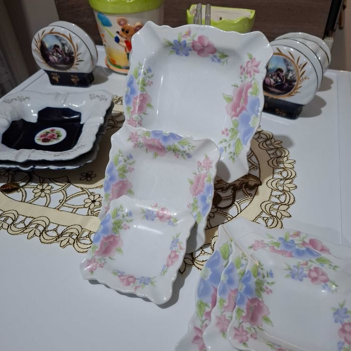 Различни модели пепелници