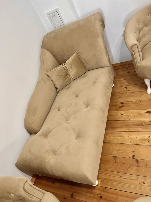 НОВ Комплект лежанка два фотьойла и пейка в бежово