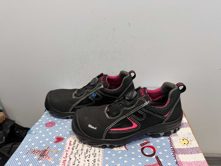 ''Sievi Sweet Roller+ S3''оригинални дамски обувки 39 номер