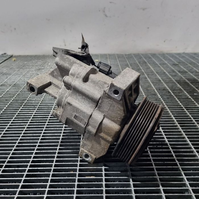 Compresor clima Dacia Sandero 2 0.9 B 2012 - 2016 90CP H4B 408 (1472) Benzina Z0015421C