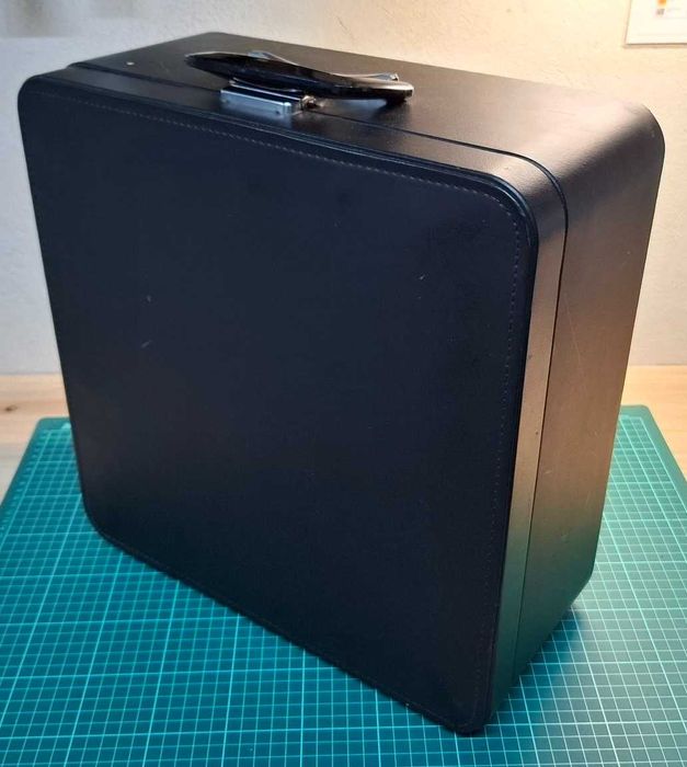 Пишеща машина Olympia Monica