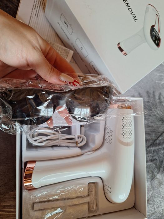 IPL epilator pentru epilare definitivă
