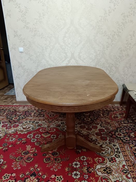 Хороший стол раскрывается