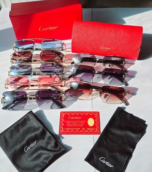 Set complet ochelari Cartier.