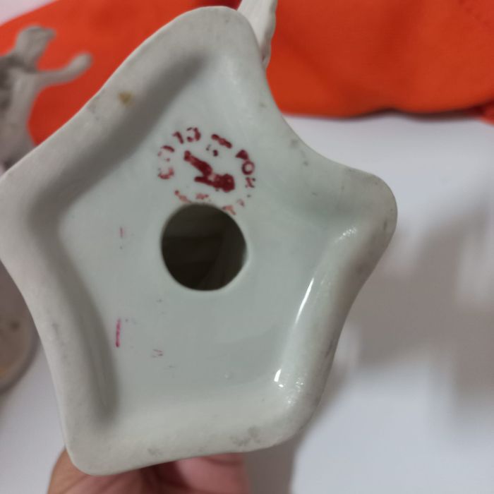 Bibelouri portelan pasari fabrica Iris