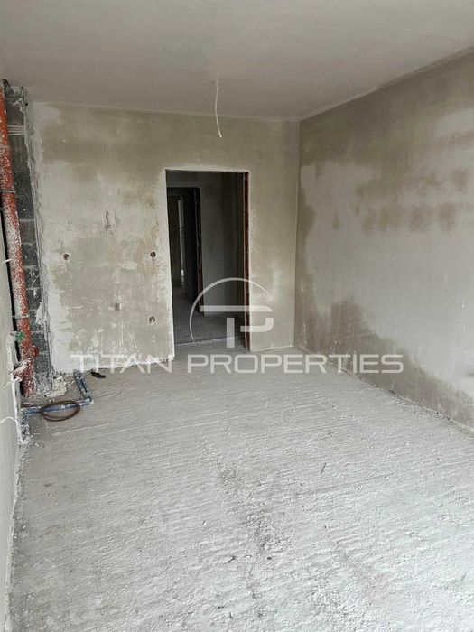 Продава се Едностаен апартамент в Пловдив, Кючук Париж - 40 кв.м за 702 €/кв.м - Снимка #1