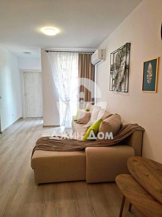 Продава се Двустаен апартамент в к.к. Слънчев бряг - 52 кв.м за 967 €/кв.м - Снимка #1