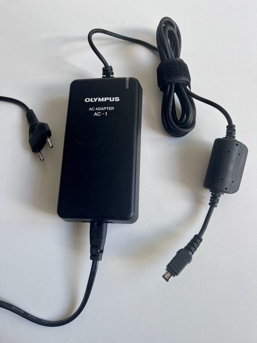 Оригинальный адаптер питания Olympus AC-1 (модель PS-AC-1) 9V 2.5A