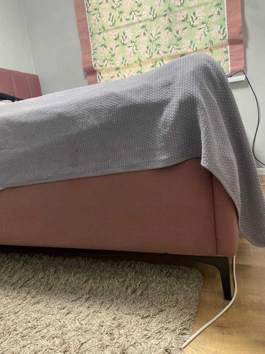 Продам кровать в размере 180/200