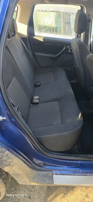 bara fata, faruri, aripi, capota, haion, portiera dacia duster 4x4