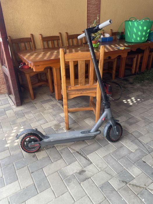 Trotinetă electrică eRides – 45 km/h (deblocată), cauciucuri noi
